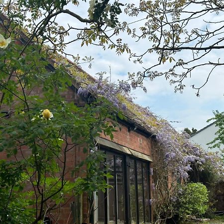 Pet Friendly Dairy Cottage Solihull Zewnętrze zdjęcie